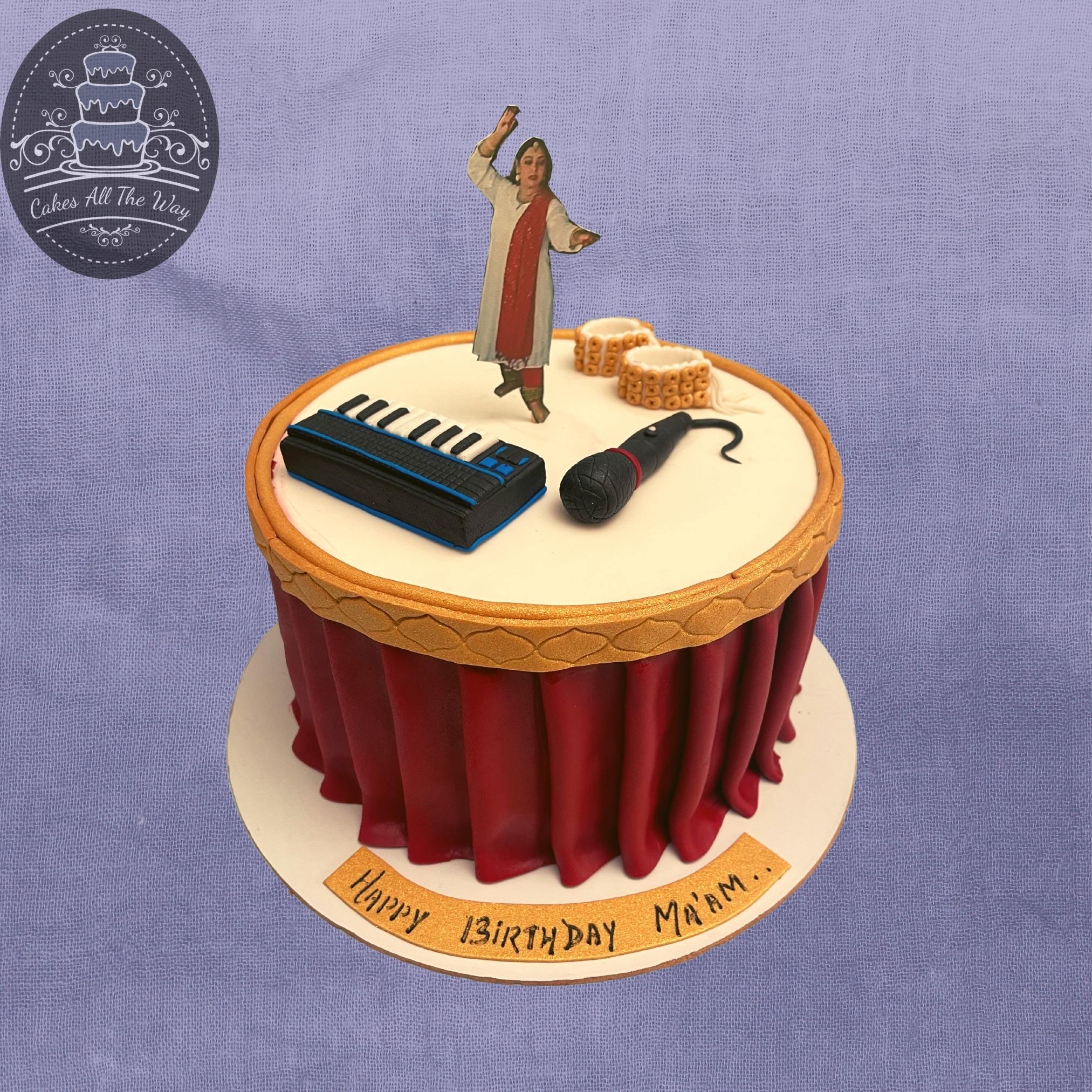 Music Theme Wedding Cake | cakes2crumbs | Flickr